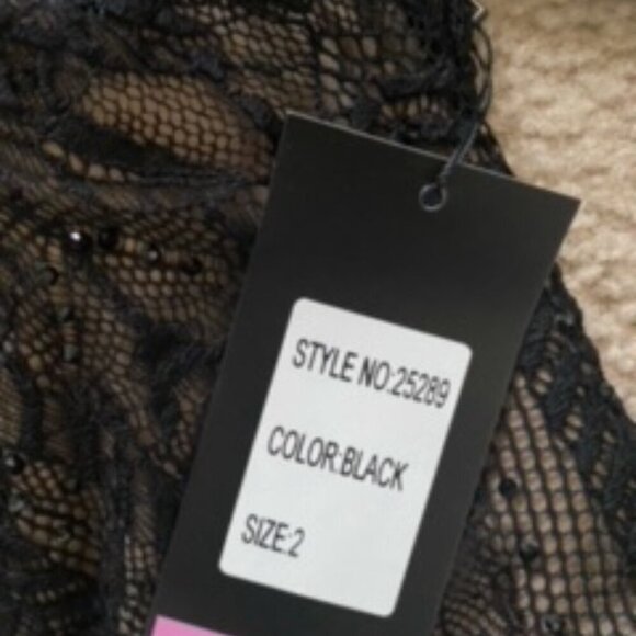 NWT La Femme 25289 Lace Homecoming Dress Black Size 2 - Picture 6 of 6